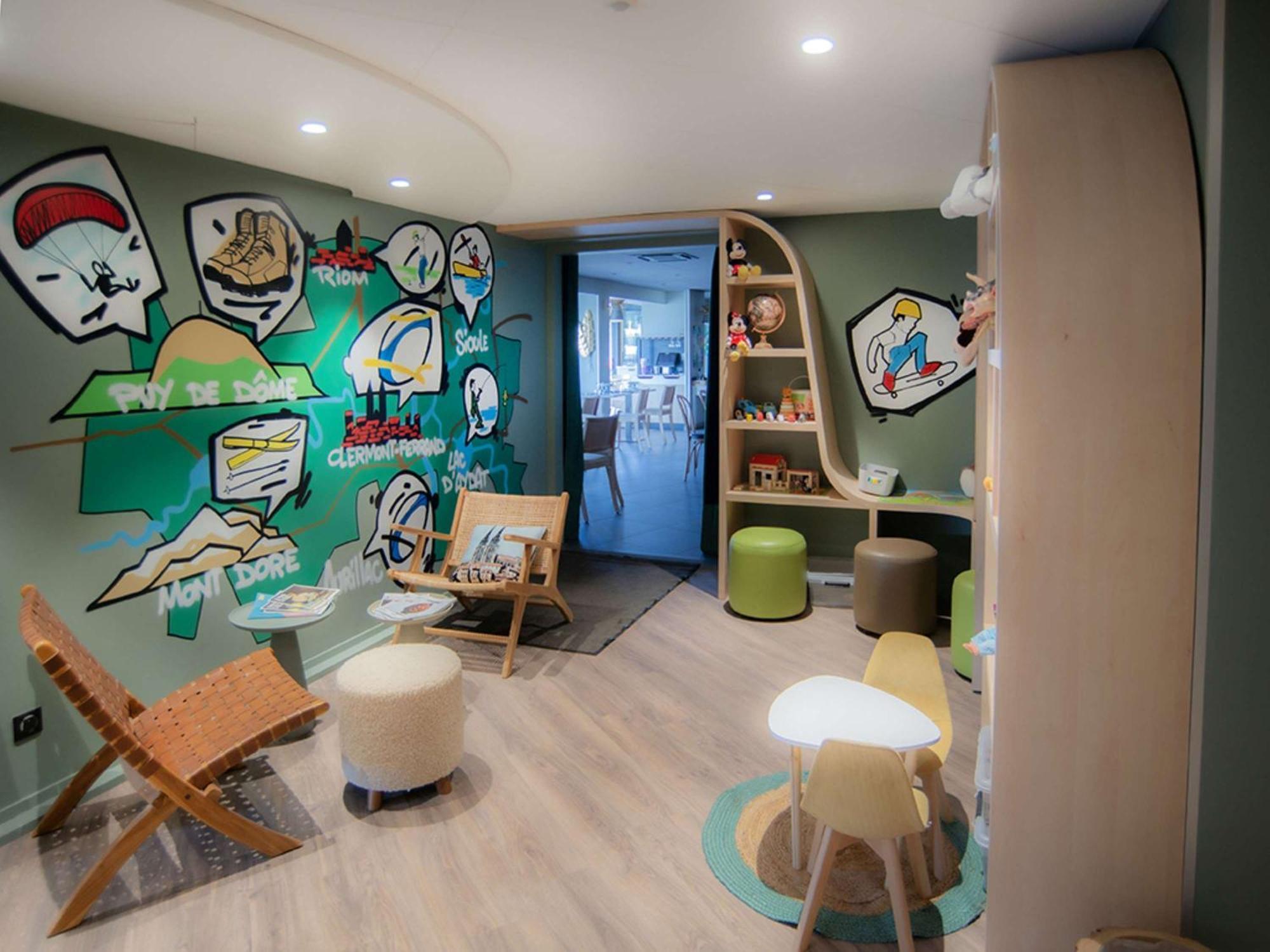 Ibis Styles Clermont-Ferrand Aeroport Otel Dış mekan fotoğraf